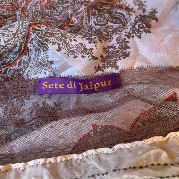 Stunning Silk Tan Orange Sete De Jaipur Mixed Media Mesh Embroidered Silk Scarf - Picture 12 of 15